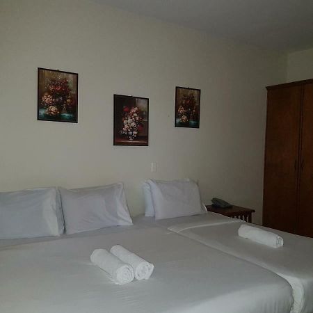 Joyful Island Hostel - Cebu City Extérieur photo