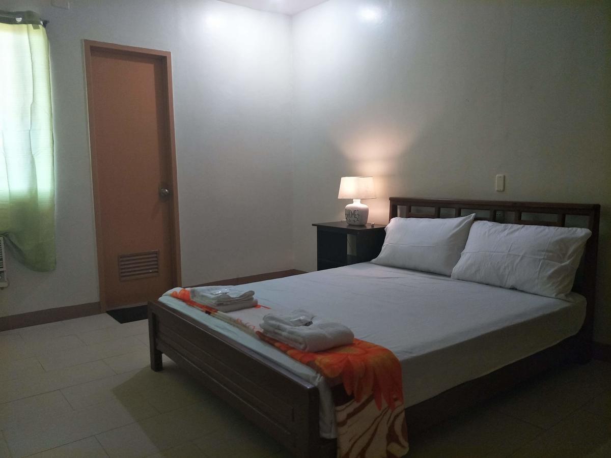 Joyful Island Hostel - Cebu City Extérieur photo